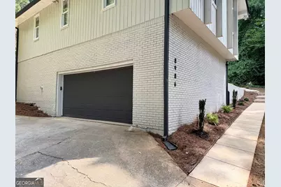 8986 Mandarin Drive, Jonesboro, GA 30236 - Photo 4