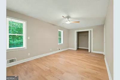 8986 Mandarin Drive, Jonesboro, GA 30236 - Photo 16