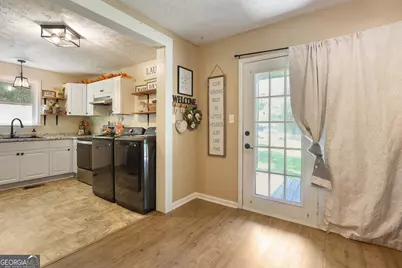 24 Shady Lane, Jackson, GA 30233 - Photo 10
