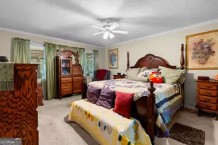 55 Manor Cir, Sharpsburg, GA 30277 - Photo 12