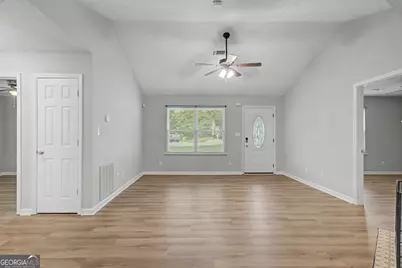 32 Oak Street, Newnan, GA 30263 - Photo 10