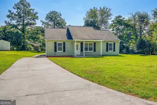 32 Oak St, Newnan, GA 30263 - Photo 1