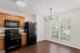 5619 Union Pointe Dr, Union City, GA 30291 - Photo 4