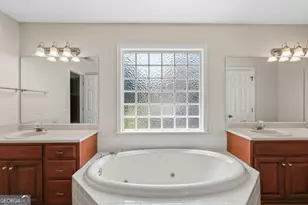 9002 Oakfield Dr, Statesboro, GA 30461 - Photo 12