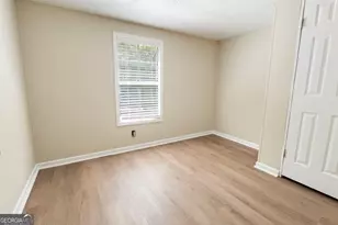 165 Giles Cir, Byron, GA 31008 - Photo 16