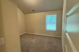 320 Homestead Cir, Forsyth, GA 31029 - Photo 4