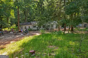 123 Indian Village Dr, Maysville, GA 30558 - Photo 2