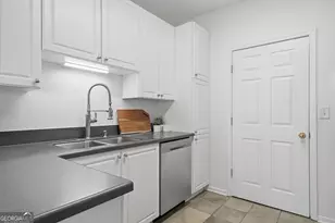 2111 Woodland Ln, Alpharetta, GA 30009 - Photo 20