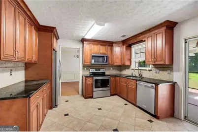 5212 Pine Branch Circle, Sugar Hill, GA 30518 - Photo 10