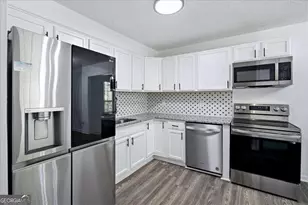 83 Sunset Ln, Newnan, GA 30263 - Photo 6