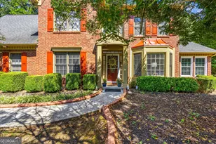 315 Bordeaux Ct, Atlanta, GA 30331 - Photo 2