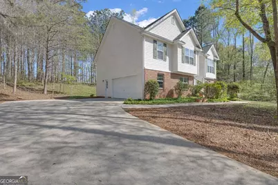 45 Ashley Woods Drive, Newnan, GA 30263 - Photo 4