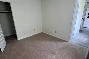 303 Holly Ct, Kingsland, GA 31548 - Photo 8