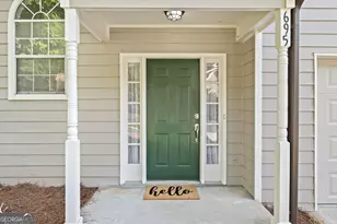 695 Durham Ridge Dr NW, Lilburn, GA 30047 - Photo 2