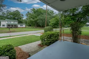 175 E Main St, Rutledge, GA 30663 - Photo 10
