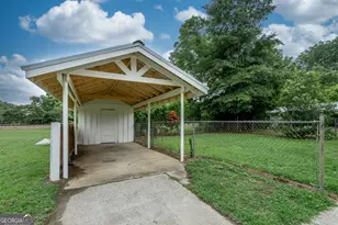 175 E Main St, Rutledge, GA 30663 - Photo 4