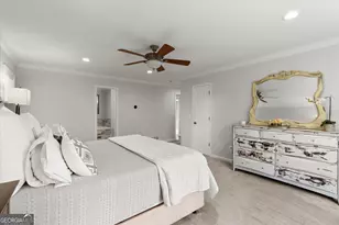 6350 N Hampton Dr, Sandy Springs, GA 30328 - Photo 38