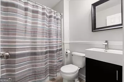 6350 N Hampton Drive, Sandy Springs, GA 30328 - Photo 56