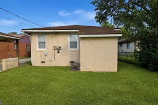 916 Carver St, Savannah, GA 31415 - Photo 10
