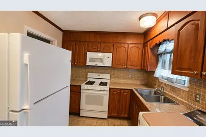 916 Carver Street, Savannah, GA 31415 - Photo 42
