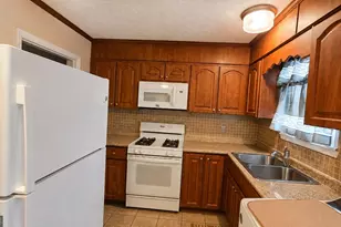 916 Carver St, Savannah, GA 31415 - Photo 42