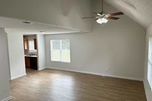 124 Bridgewater Cir, Athens, GA 30601 - Photo 2