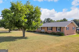1229 Crestview Dr, Elberton, GA 30635 - Photo 26
