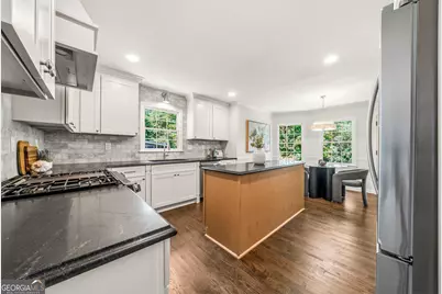 3627 Stonehenge Way NE, Marietta, GA 30066 - Photo 18
