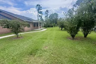 33 Hester St, Hazlehurst, GA 31539 - Photo 6