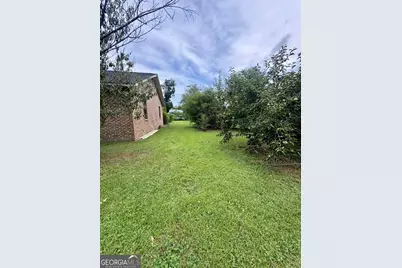 33 Hester Street, Hazlehurst, GA 31539 - Photo 2