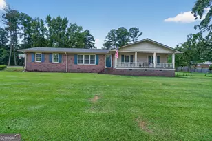 1830 Walnut Ave NE, Milledgeville, GA 31061 - Photo 2