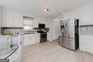 111 Saint Brendans Dr, Bonaire, GA 31005 - Photo 8