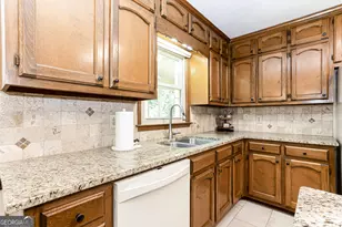 2431 Chimney Top Ln, Snellville, GA 30078 - Photo 30