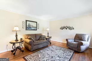 2431 Chimney Top Ln, Snellville, GA 30078 - Photo 18