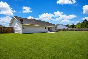 179 Parish Loop NE, Hinesville, GA 31313 - Photo 12