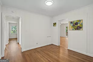 1113 S Parkwood Dr, Forest Park, GA 30297 - Photo 6