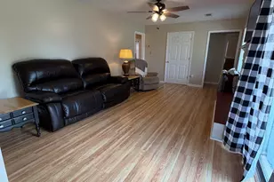 438 W Oglethorpe Ave, Lyons, GA 30436 - Photo 14