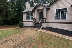 656 River Bend Dr, Jonesboro, GA 30238 - Photo 1