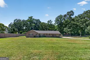 106 Iris Dr, Lagrange, GA 30241 - Photo 4