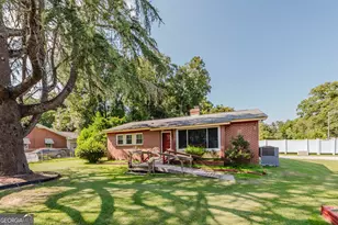 224 Shirley Dr, Warner Robins, GA 31088 - Photo 2