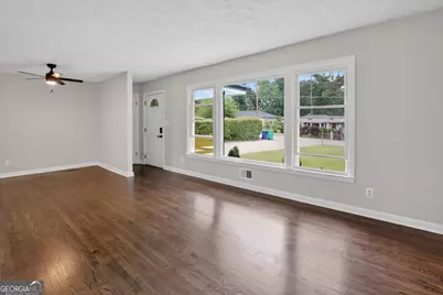 3081 Glendale Court, Decatur, GA 30032 - Photo 2