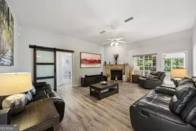 912 Riverview Drive E, Saint Marys, GA 31558 - Photo 6