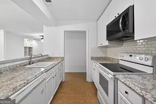 201 Barrington Hills Dr, Atlanta, GA 30350 - Photo 12