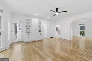 2211 Brooke Farm Trail, Atlanta, GA 30338 - Photo 10