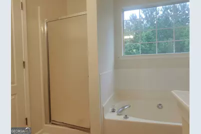 10600 Redbud Lane, Jonesboro, GA 30238 - Photo 14