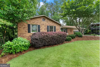 290 Cochran Drive, Gainesville, GA 30506 - Photo 2