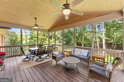 290 Cochran Drive, Gainesville, GA 30506 - Photo 10