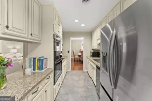 290 Cochran Dr, Gainesville, GA 30506 - Photo 14