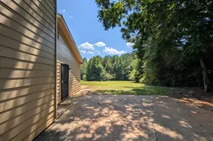 1070 Lower Big Springs Rd, Lagrange, GA 30241 - Photo 4