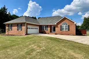 75 Kristin Ct, Colbert, GA 30628 - Photo 2